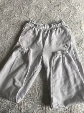 ALO Yoga White Fleece Drawstring Joggers